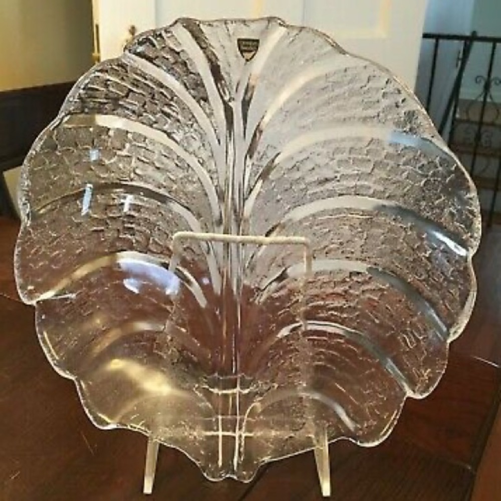 China Leaf candy dish/plate
